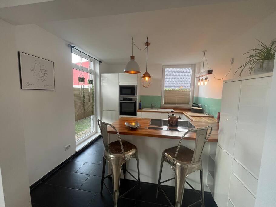 Вілла Urban House For Families And Berlin Tourists Тельтов Екстер'єр фото