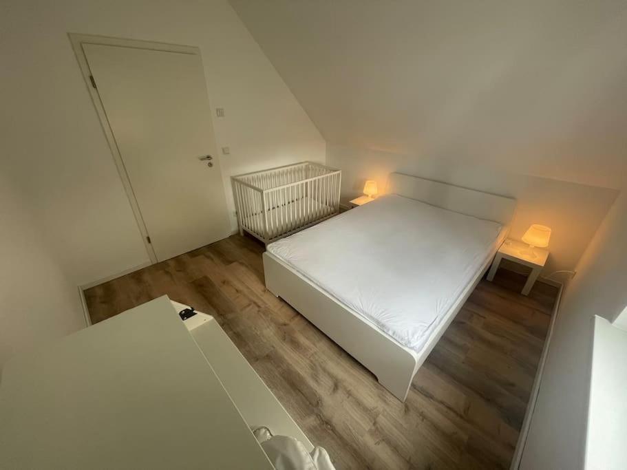 Вілла Urban House For Families And Berlin Tourists Тельтов Екстер'єр фото